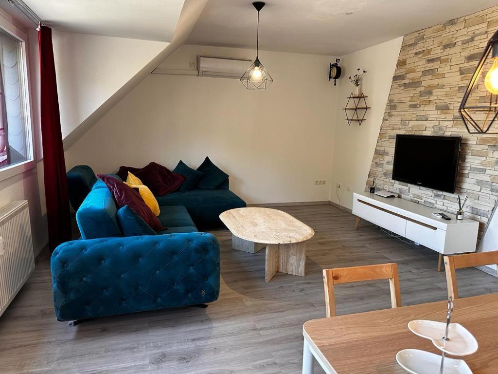 A&v Wunderschoene Rheinblick Zum Entspannen Ela Appartement