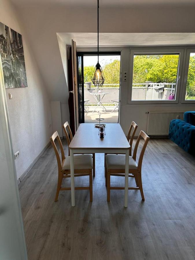 A&v Wunderschoene Rheinblick Zum Entspannen Ela Duisburg